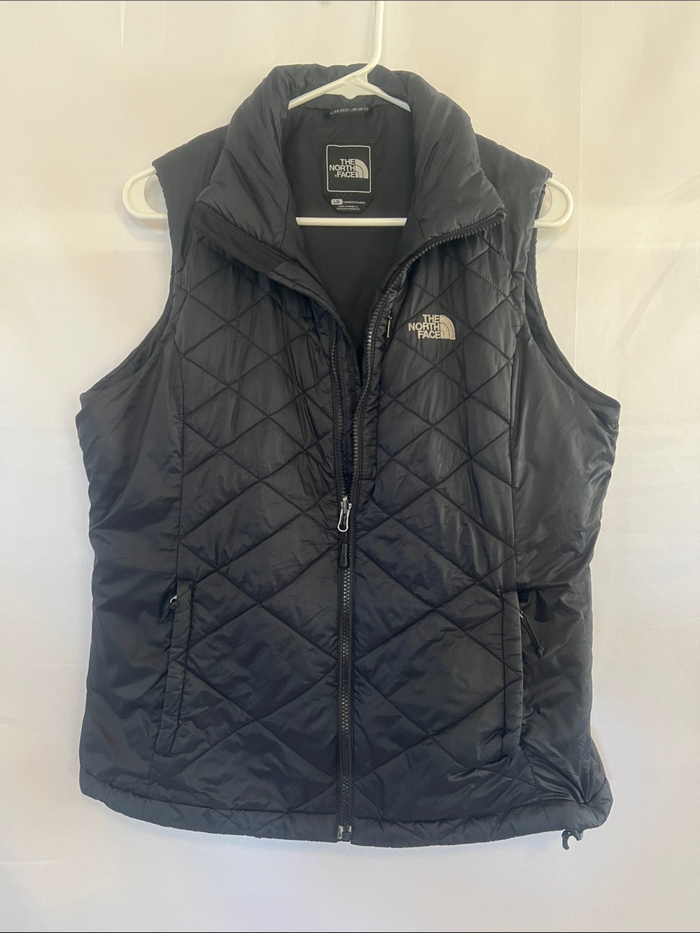 The North Face Black Quilted Insulated Women's Vest, size Large